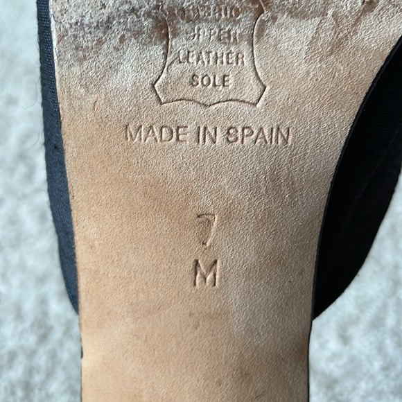 Neiman Marcus slip on low heel black - size 7M - Picture 5 of 5